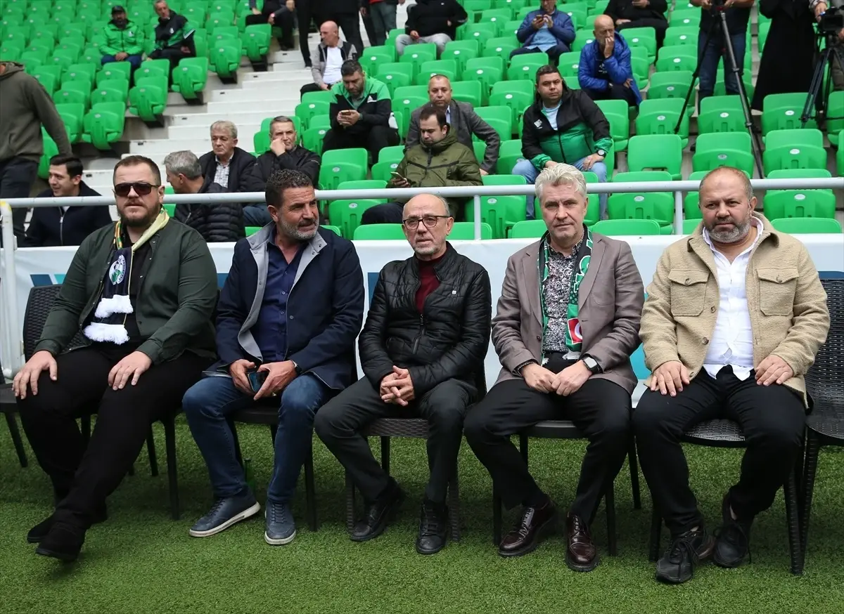 Sakaryaspor'da Muhammet Kıratlı ile Devam Kararı Alındı