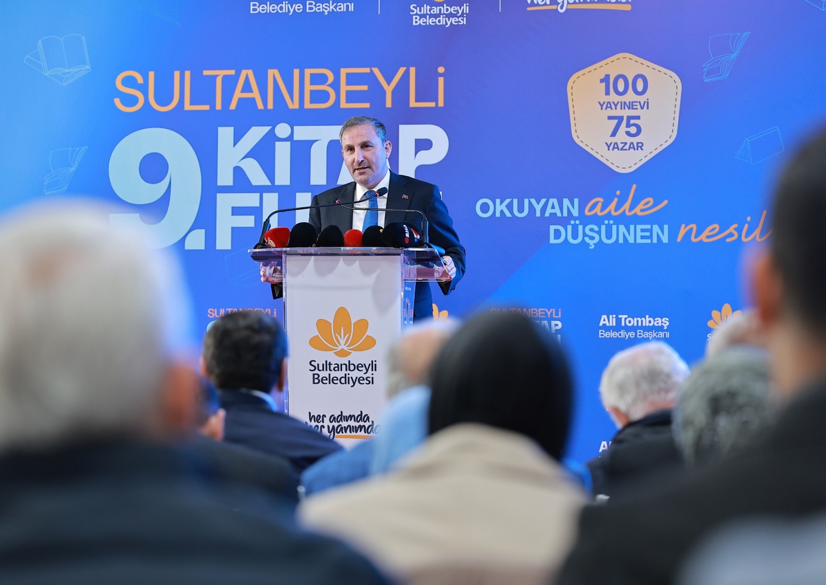 9'uncu Sultanbeyli Kitap Fuarı Başladı