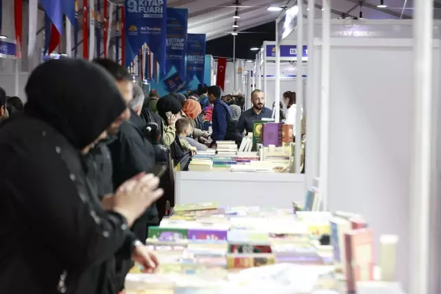 sultanbeyli kitap fuari basladi 8 19139440 o