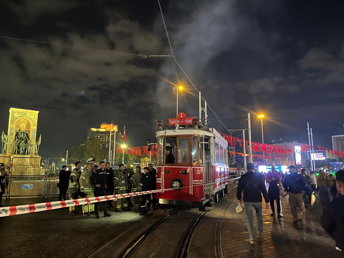 Taksim Tramvayında Yangın Çıktı