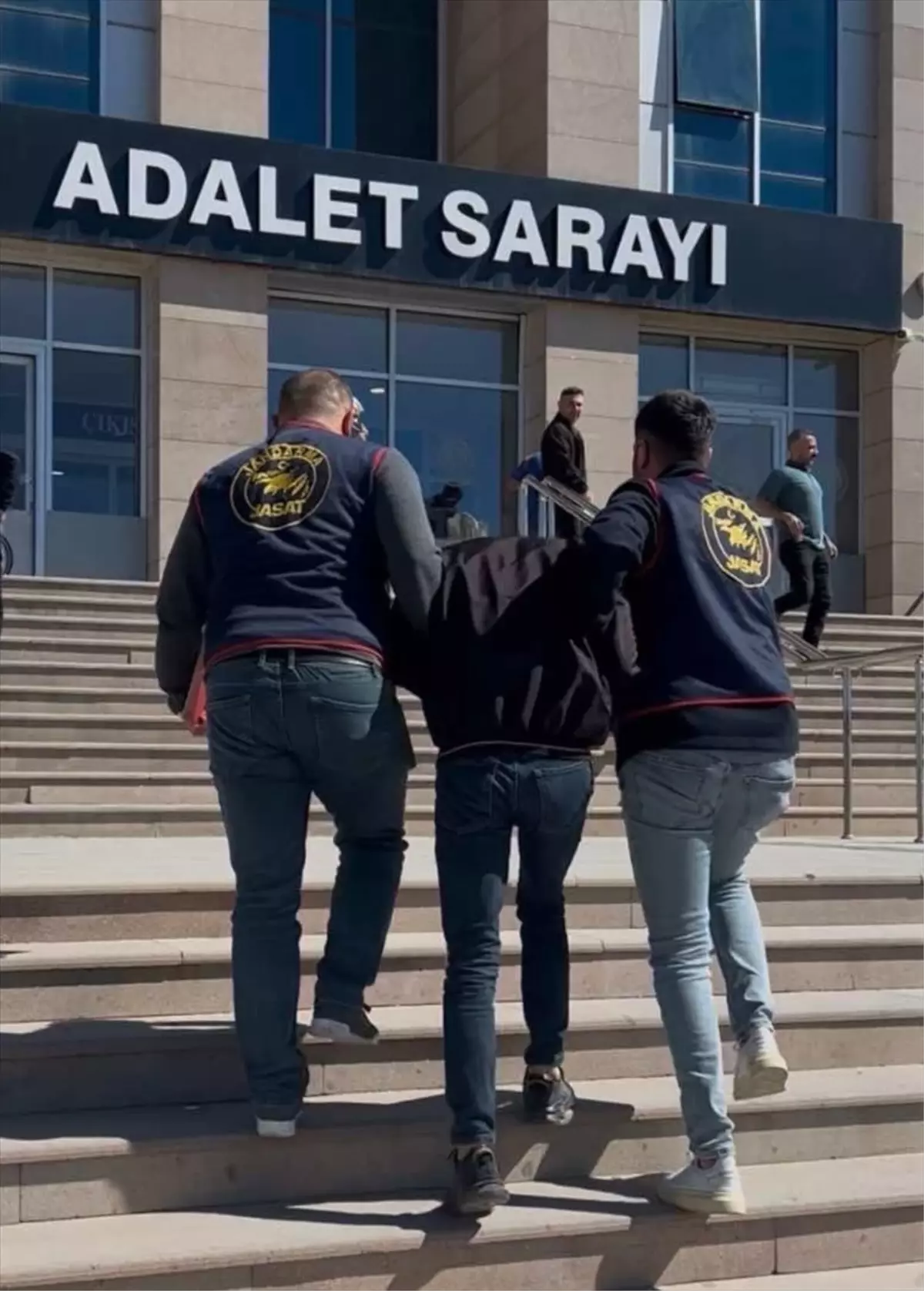 Uyuşturucu Ticaretiyle Yargılanan Hükümlü Yakalandı