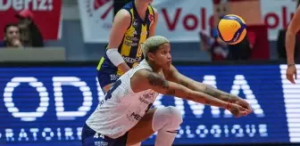 Fenerbahçe Medicana, Aras Spor'u Deplasmanda 3-1 Yenerek Sezona Galibiyetle Başladı