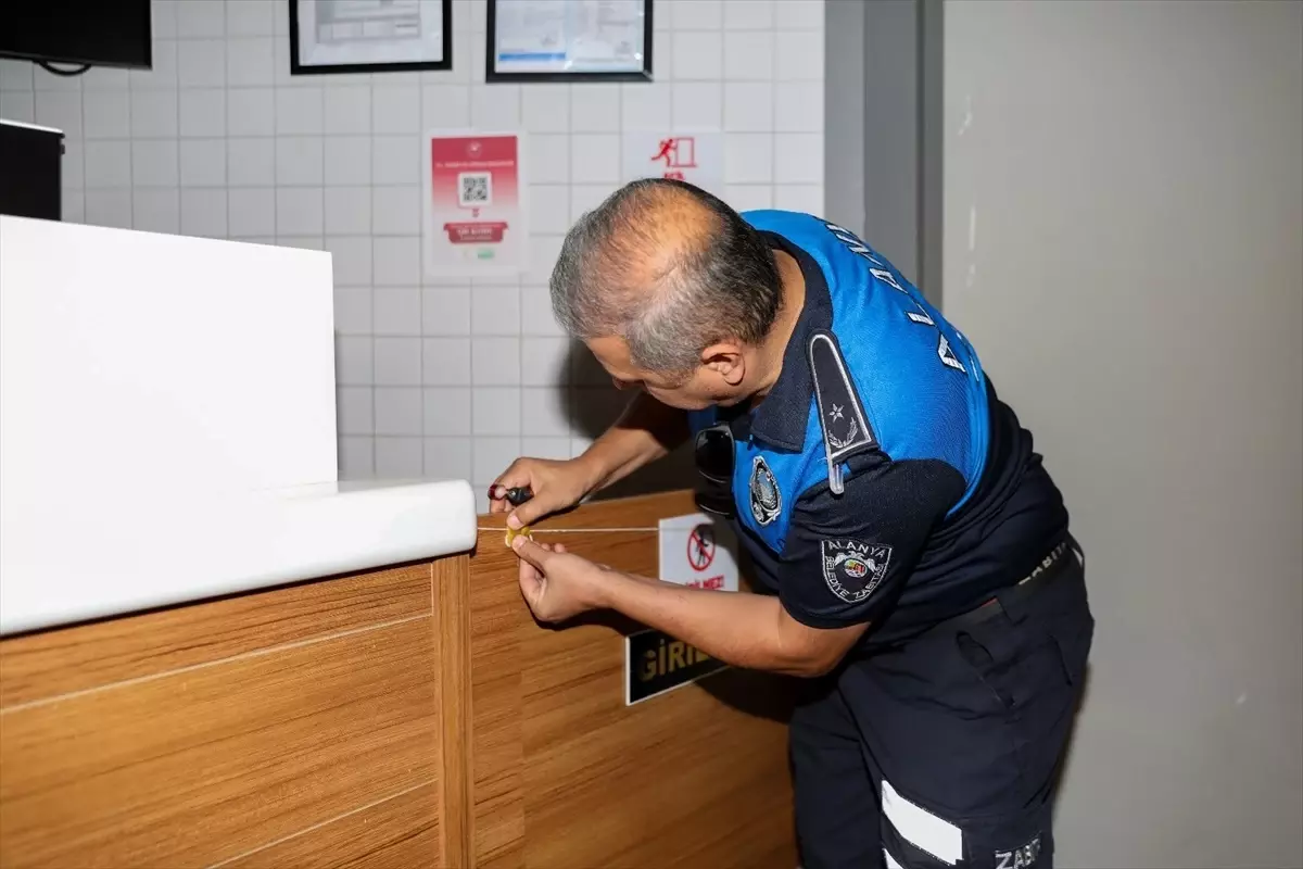 Alanya'da Zincir Restoran İki Gün Süreyle Kapatıldı