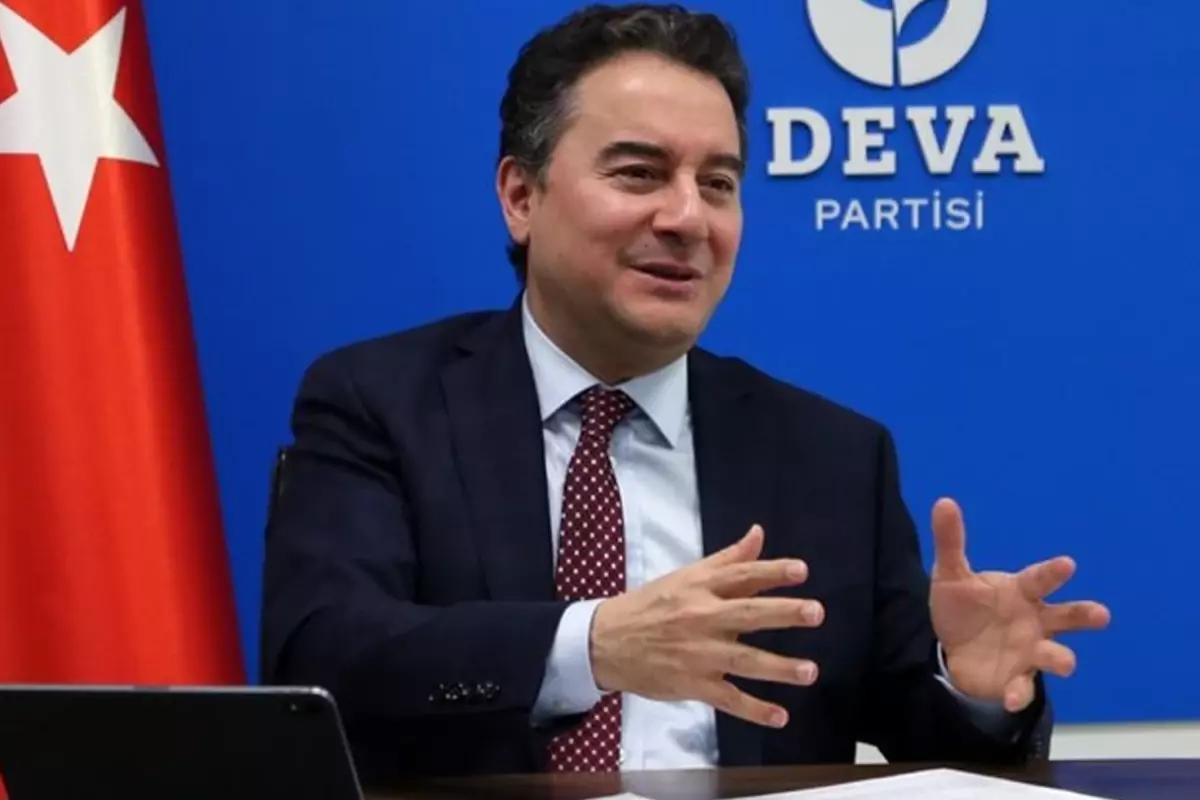 Ali Babacan AK Parti'ye dönecek iddiasına yanıt