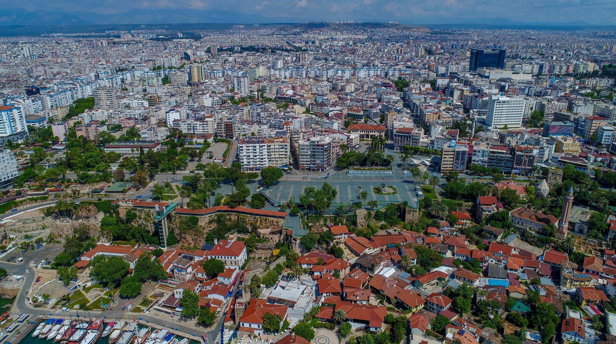 Antalya'da Yabancı Konut Satışları Artıyor