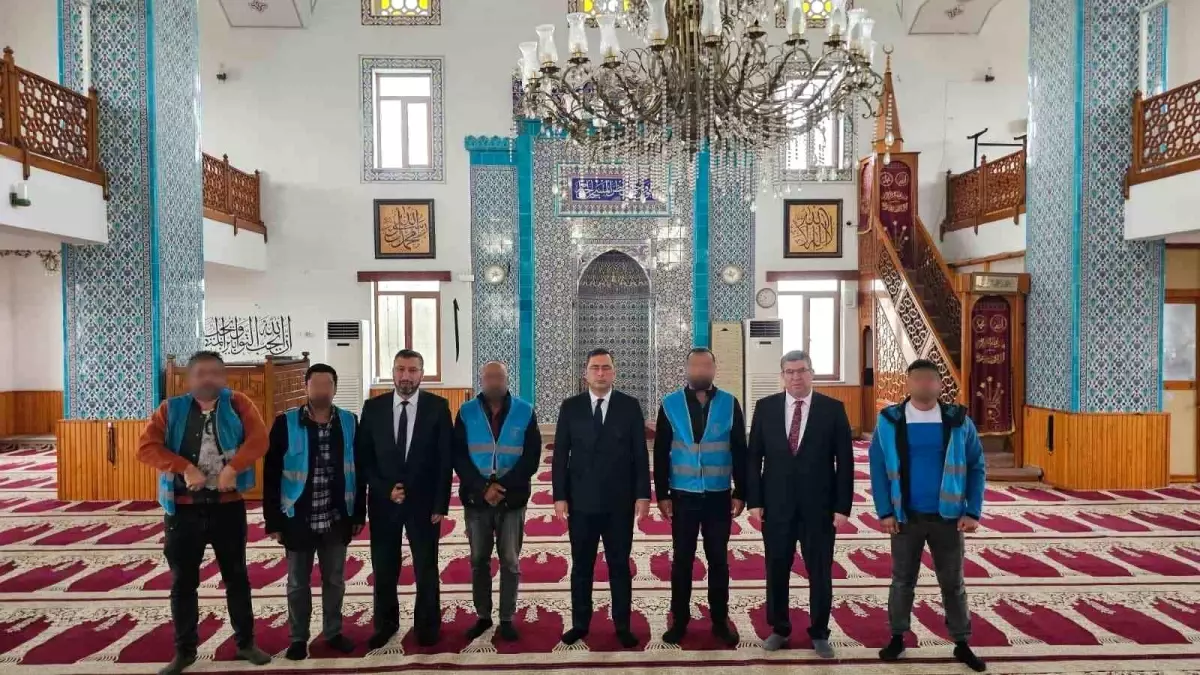Hükümlülerden Camii Temizliği Projesi: Bandırma'da Uygulama Başladı