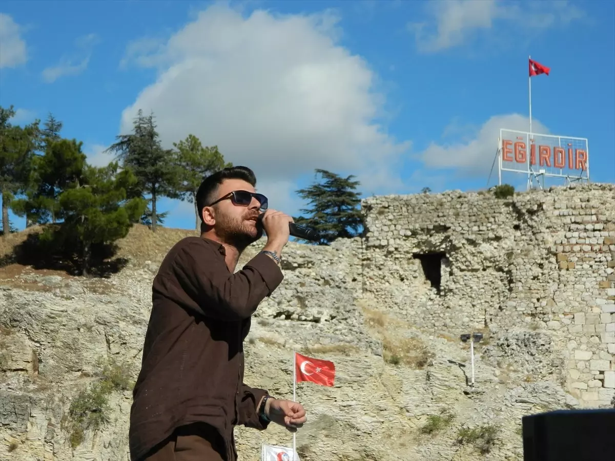 Eğirdir'de 'Sesimi Duyar Mısın?' Ses Yarışması Düzenlendi