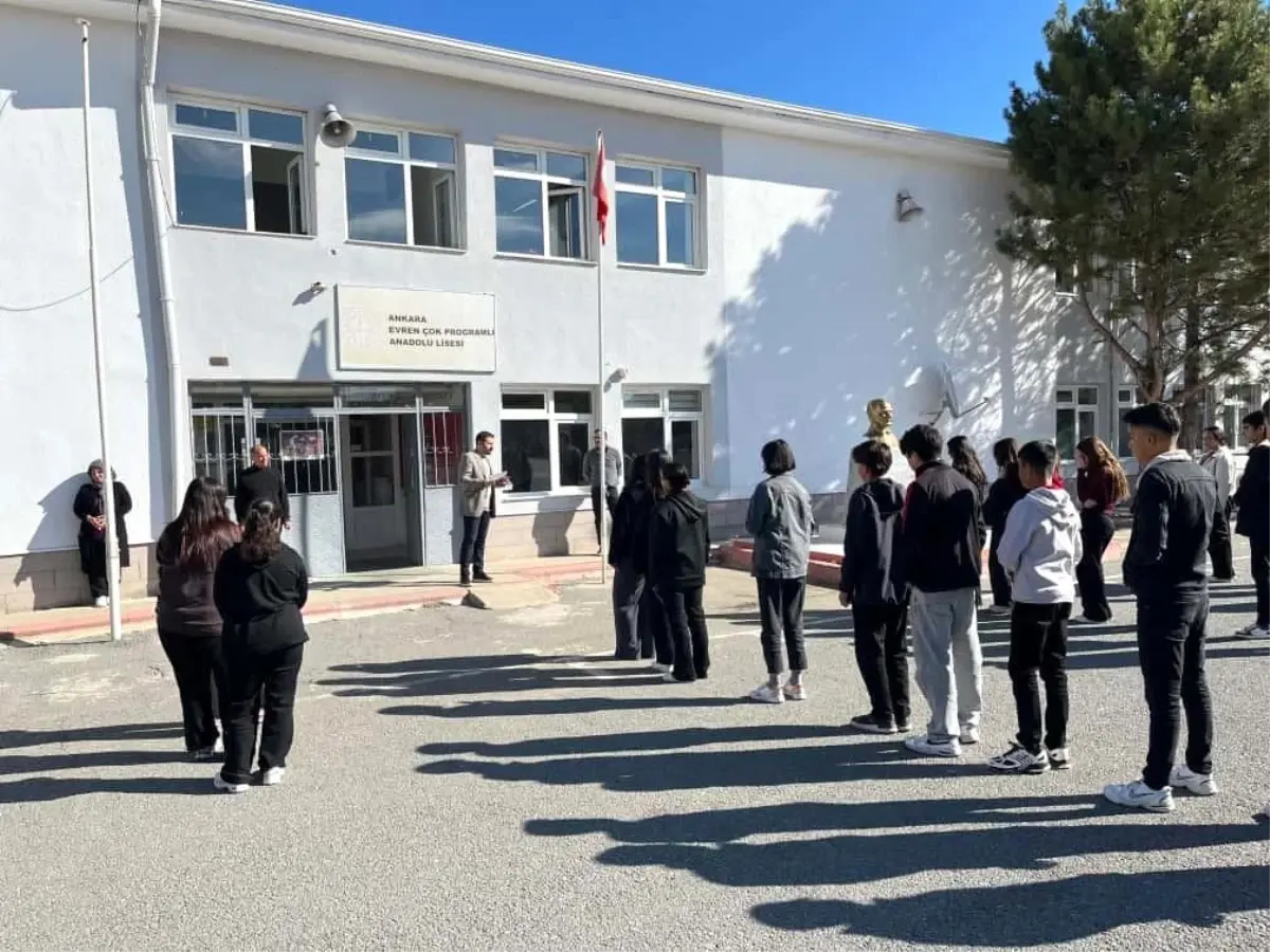 Evren'de Deprem Tahliye Tatbikatı Gerçekleştirildi