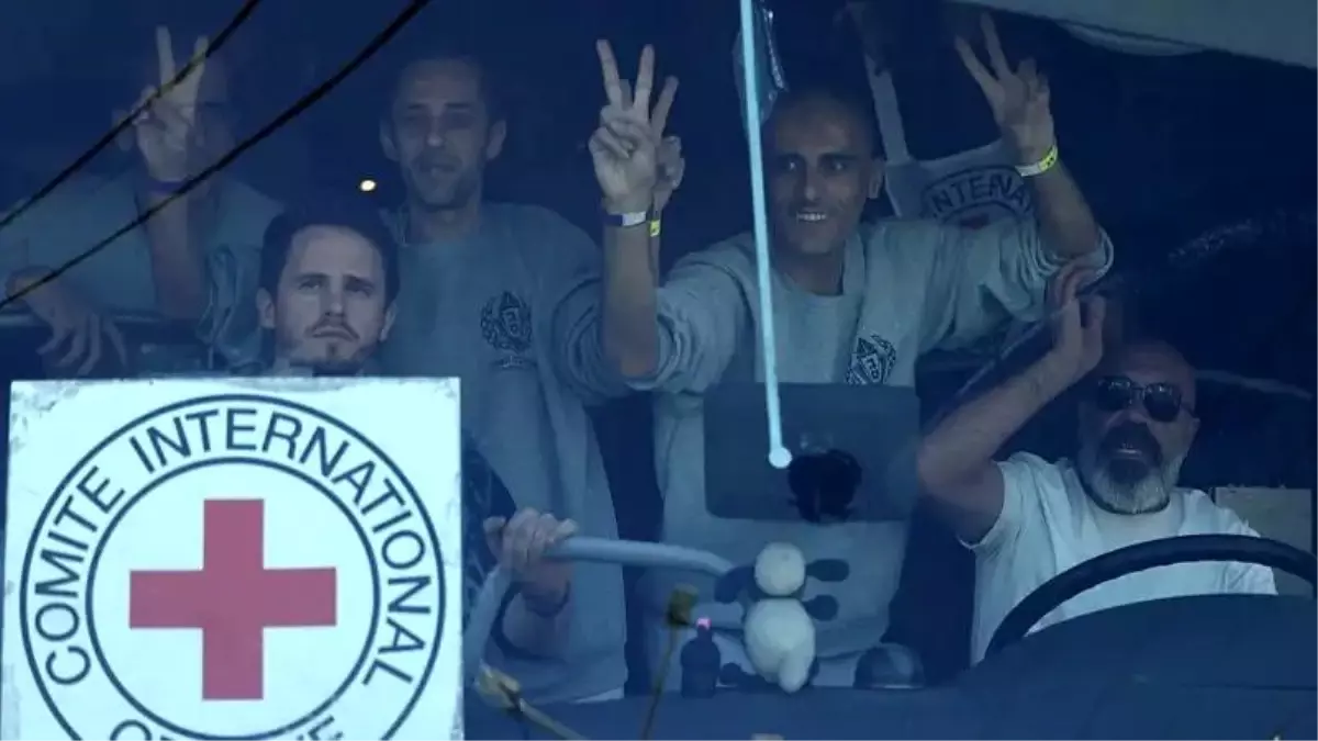 Gazze'de kritik 72 saat: Mısır'da Türkiye'nin de katılacağı bir zirve olabilir