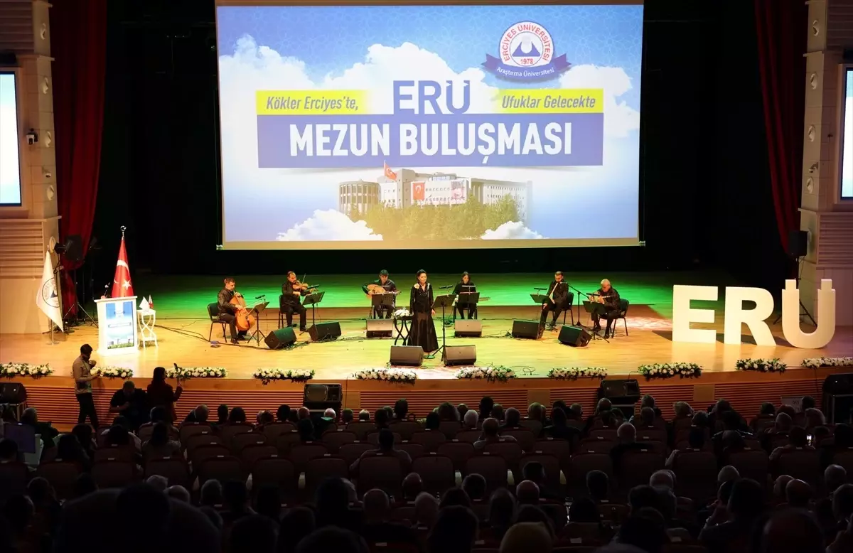 Erciyes Üniversitesi Mezun Buluşması Düzenlendi