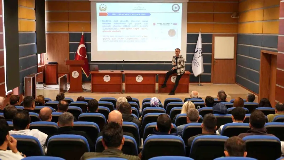 Karabük Üniversitesi Güvenlik Personeline Eğitim Verildi