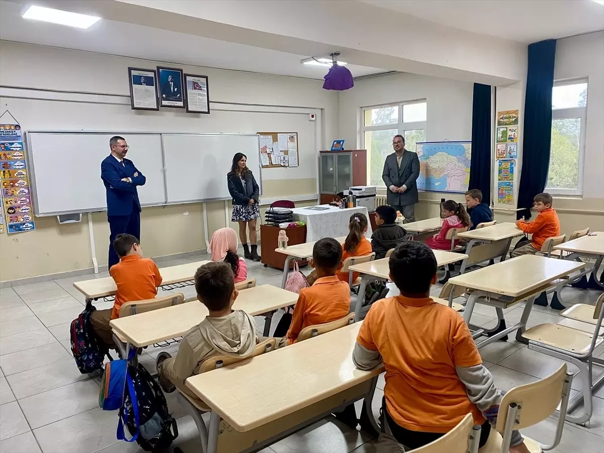 Pınarhisar Kaymakamı Enver Özderin Öğrencilerle Buluştu