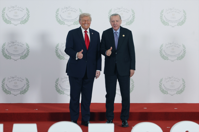 misir daki gazze zirvesinde imzalar atildi trump 19144186 7425 m