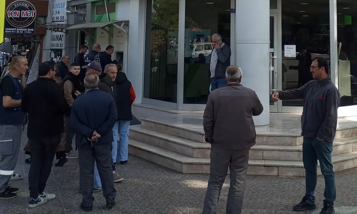 Samsun'da Banka Soygunu: Şüpheli Kısa Sürede Yakalandı