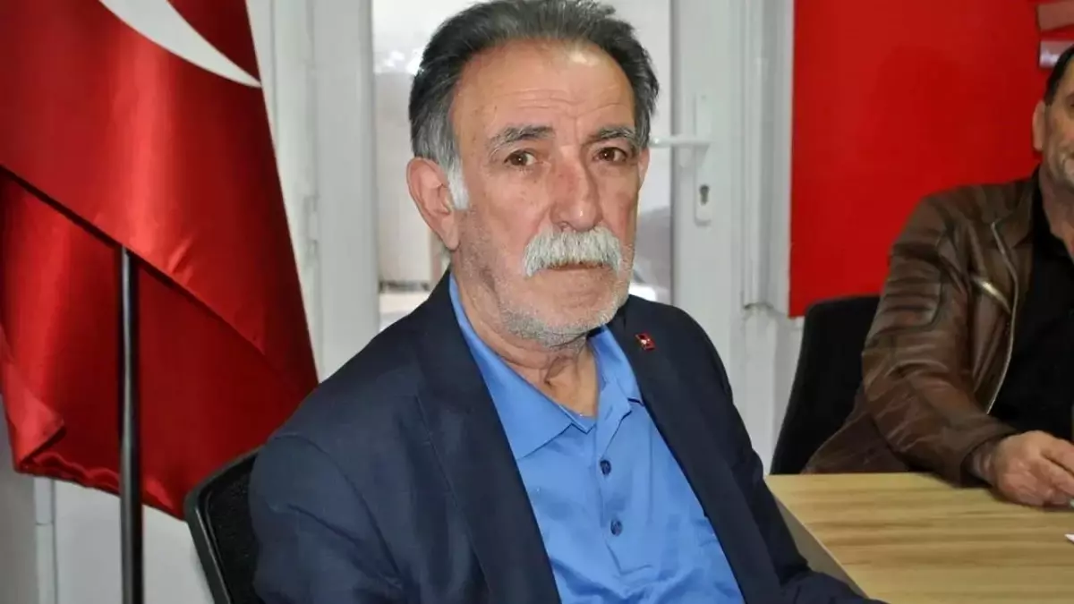 Antalya'da Minibüsün Çarptığı 80 Yaşındaki Emekli Öğretmen Hayatını Kaybetti