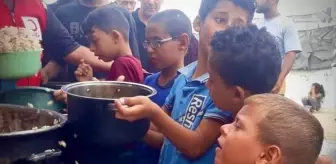 Türk Kızılay, Gazze'de Ateşkes Sonrası Yardım Faaliyetlerini Artırdı