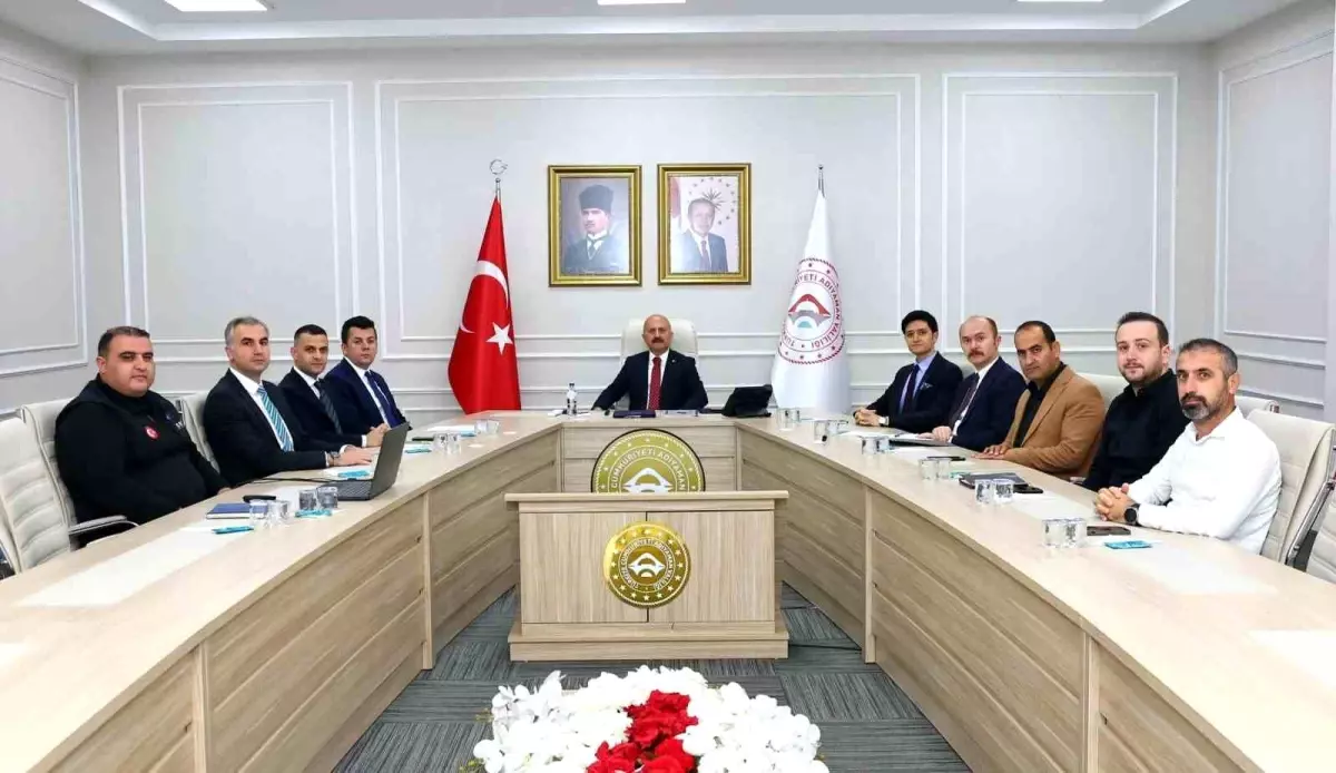 Adıyaman'da Vali Yardımcıları Değerlendirme Toplantısı Düzenlendi