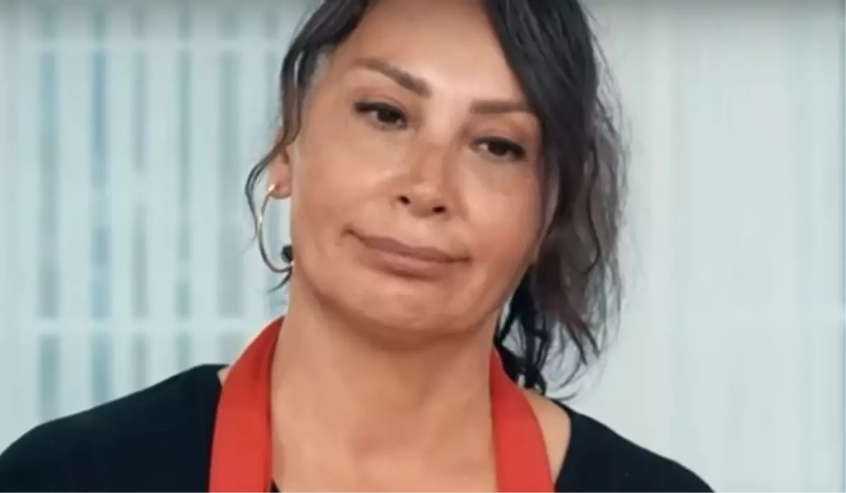 Yemekteyiz Mukadderat kimdir? Zuhal Topal'la Yemekteyiz Mukadderat Hanım kaç yaşında, nereli?