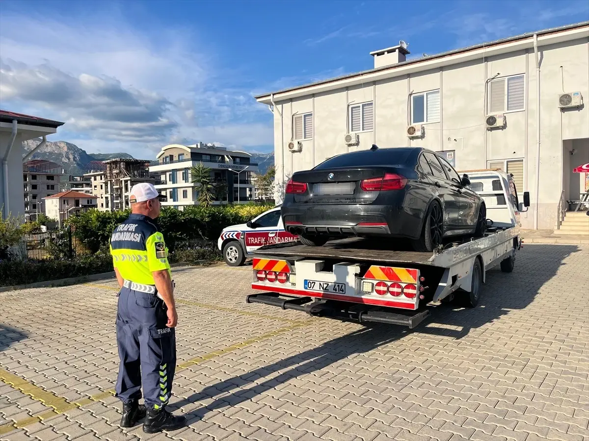 Alanya'da Drift Yapan Sürücüye 92 Bin Lira Ceza