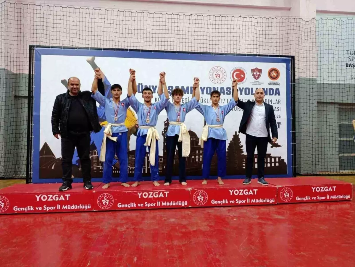 Bilecik Gençlik Spor Kulübü'nden Türkiye Şampiyonu Mikail Zaloğlu