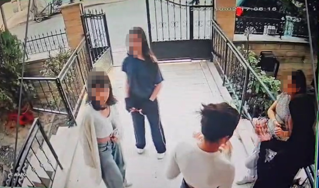 What happened to these children! Five 13-year-old girls threatened their friend with a knife at her door