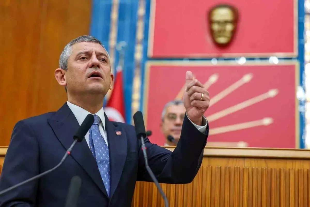 CHP Lideri Özel: 'Biz bu haksız ve namussuz düzeni değiştirmeye talibiz'