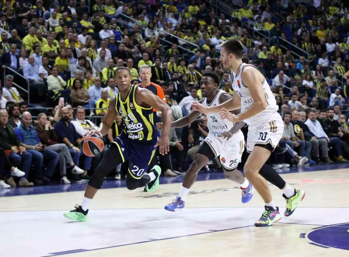Fenerbahçe Beko, Euroleague&apos;da Dubai Basketbol&apos;a Yenildi