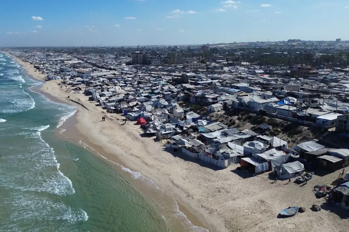 Gazze'deki ateşkes sonrası binlerce Filistinli aile çadırlarda kalmaya devam ediyor