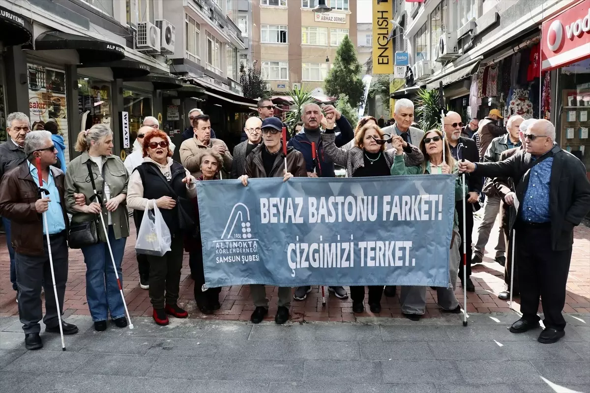 Görme Engellilerden Beyaz Baston Açıklaması