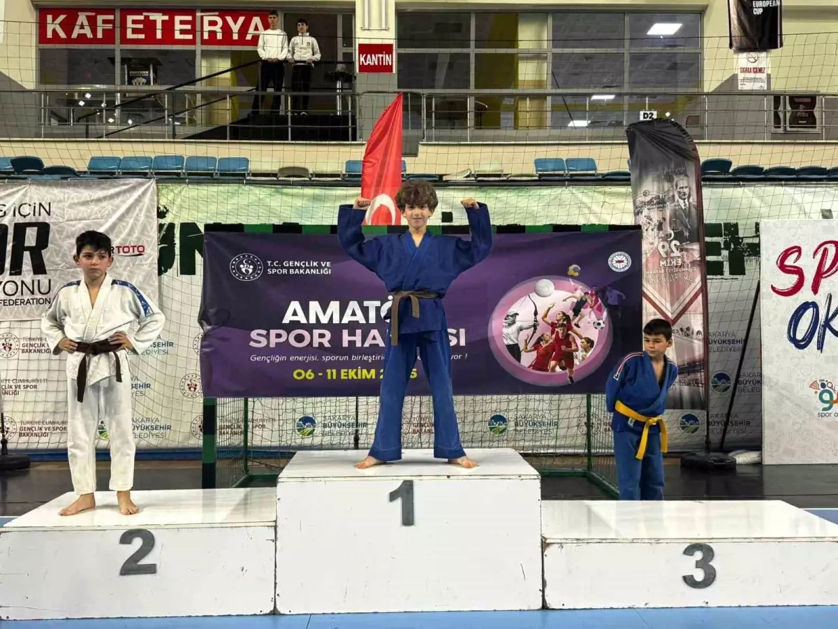 Karapürçek Judocuları İl Judo Şampiyonası'nda Ödülleri Topladı