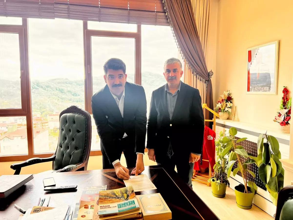 Korgan Kaymakamı Kerem Tunçer, Korgan Belediyespor'a Transfer Oldu