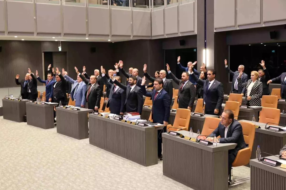 KKTC meclisinde 'Kıbrıs Sorununa İki Devletli Çözüm Konusunda Karar Önerisi' oy çokluğuyla kabul edildi