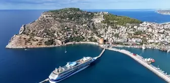 Marella Discovery 2 Kruvaziyeri Alanya'ya Geldi