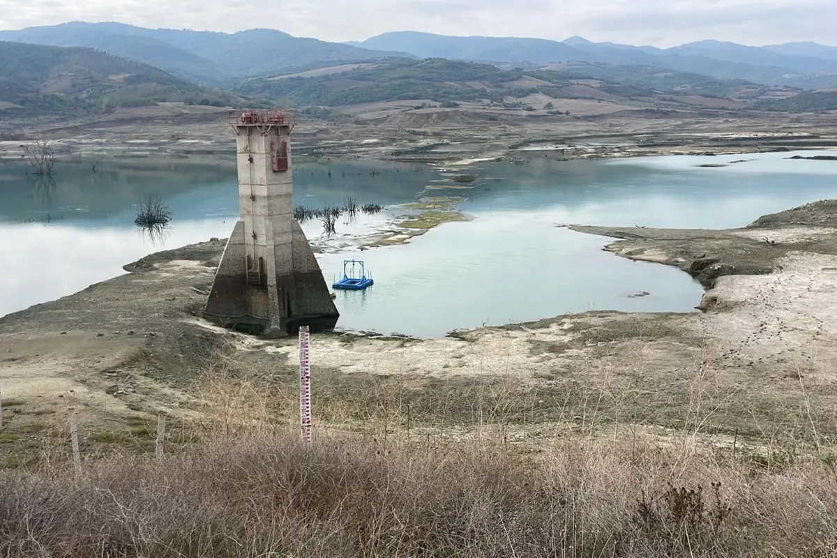 Naip Barajı'nda su seviyesi yüzde 1'in altına düştü