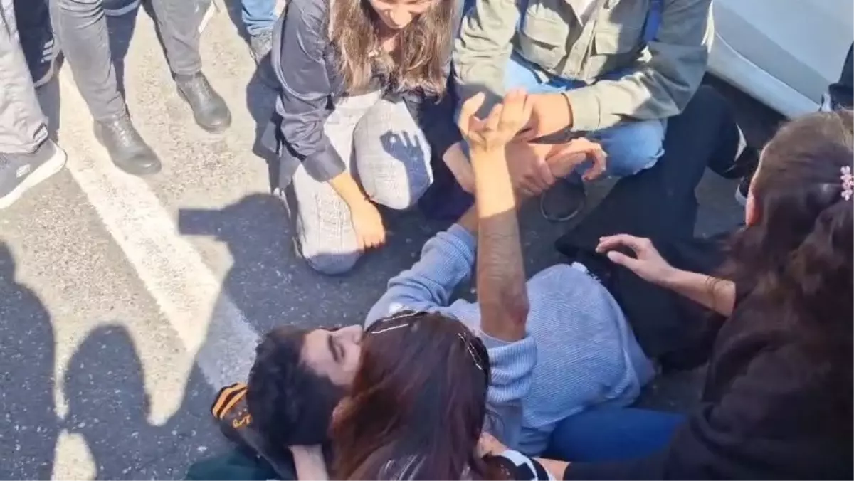 Diyarbakır'da Rojin Kabaiş Anısına Düzenlenen Yürüyüşte Kaza