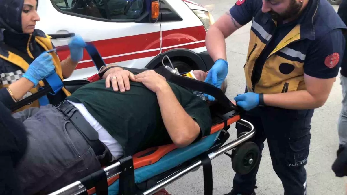 Samsun'da Trafik Kazası: 2 Yaralı