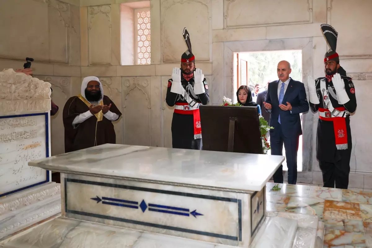 TBMM Başkanı Numan Kurtulmuş, Pakistan'da İkbal'in Türbesini Ziyaret Etti