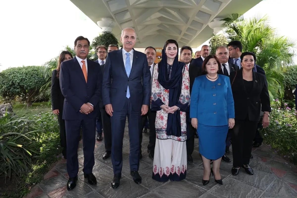 TBMM Başkanı Numan Kurtulmuş, Pakistan'da Pencap Eyaleti Başbakanı ile Görüştü