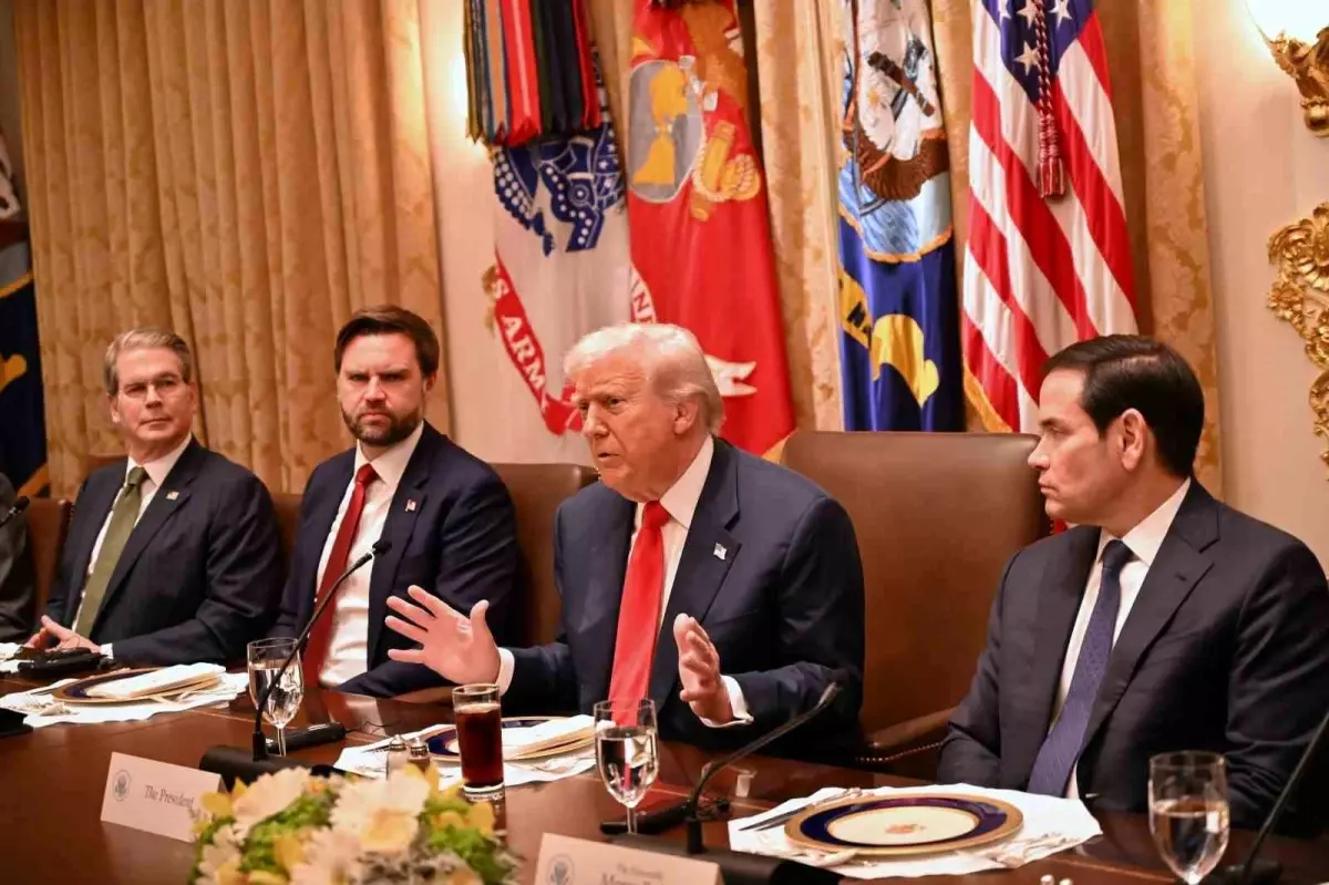 Trump: &quot;Hamas ile konuştum, bana silah bırakacaklarını söylediler&quot;