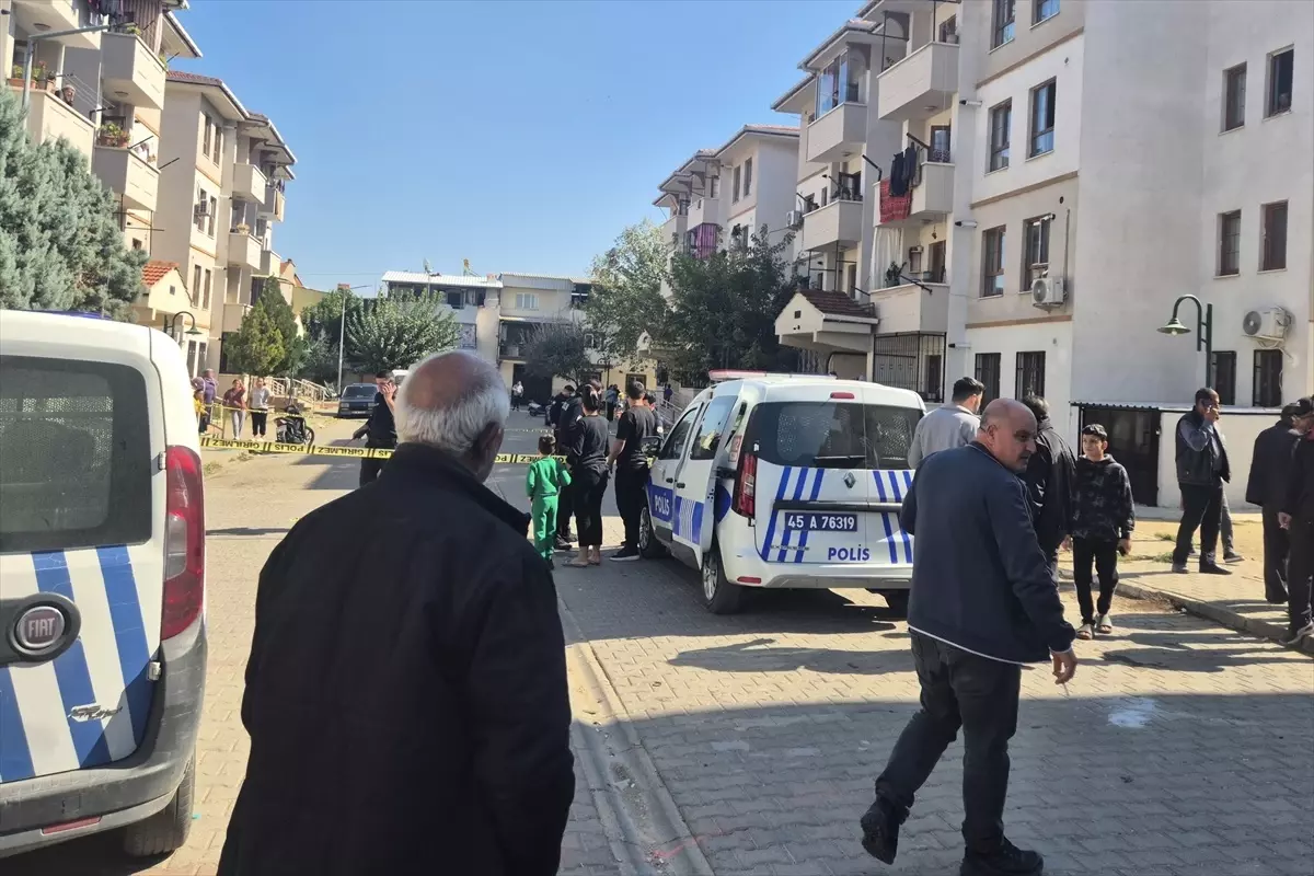 Turgutlu'da Tartışma Kanlı Bitti: Bir Kişi Yaralandı