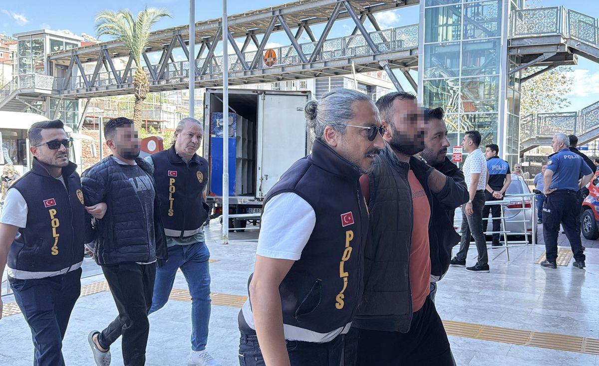 Alanya'da Cinayet: 7 Şüpheliden 2'si Tutuklandı