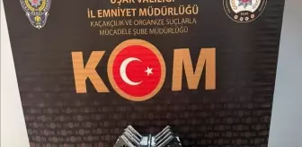 Uşak'ta Yolcu Otobüsünde 55 Ruhsatsız Tabanca Ele Geçirildi