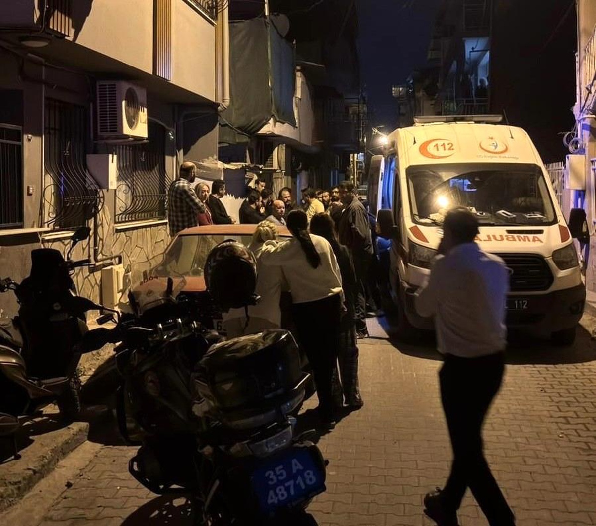 İzmir'de Yatalak Eşini Vuran Adam Yakalandı