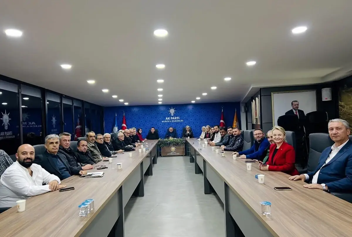 AK Parti heyetinde yol haritası belirlendi