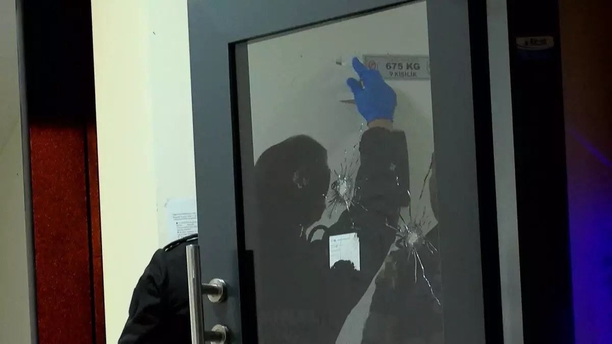 Arnavutköy'de silahlı saldırı: 1 ölü