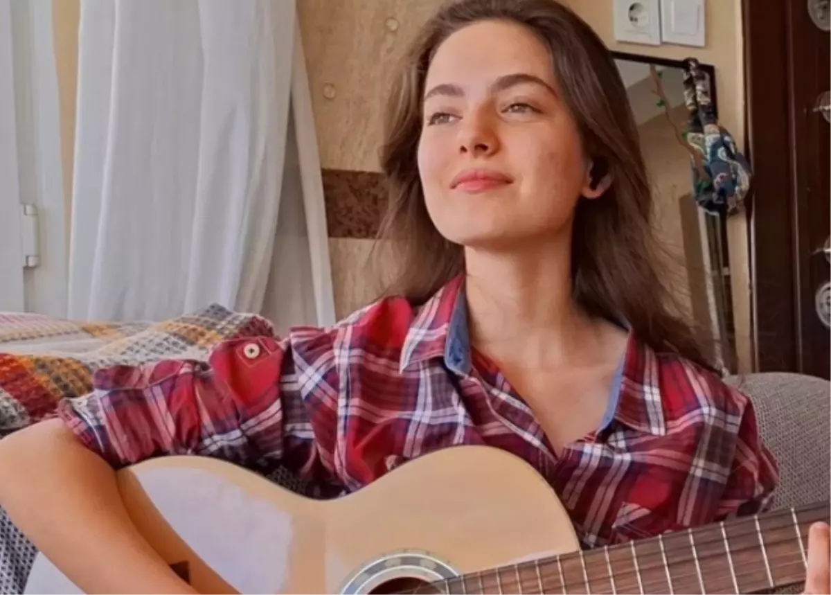 Ava Yaman Türk mü, Taşacak Bu Deniz Eleni aslen nereli?