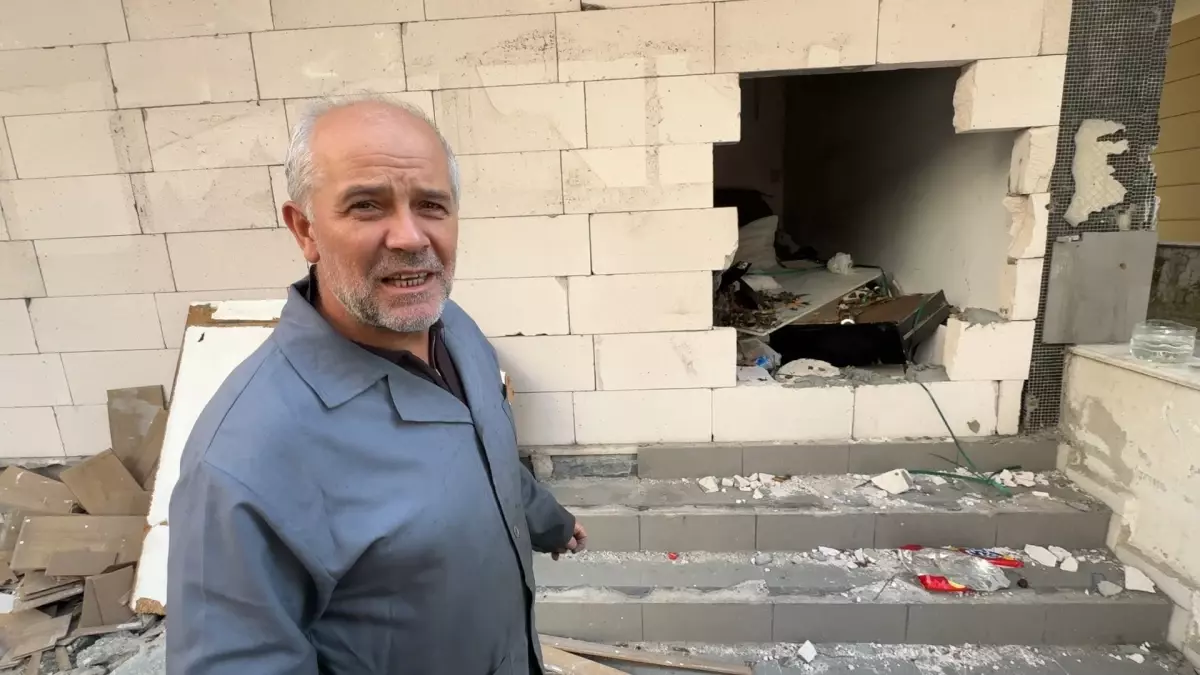 Evsizler Kentsel Dönüşüm Kapsamında Tahliye Edilen Binada Yaşamaya Başladı