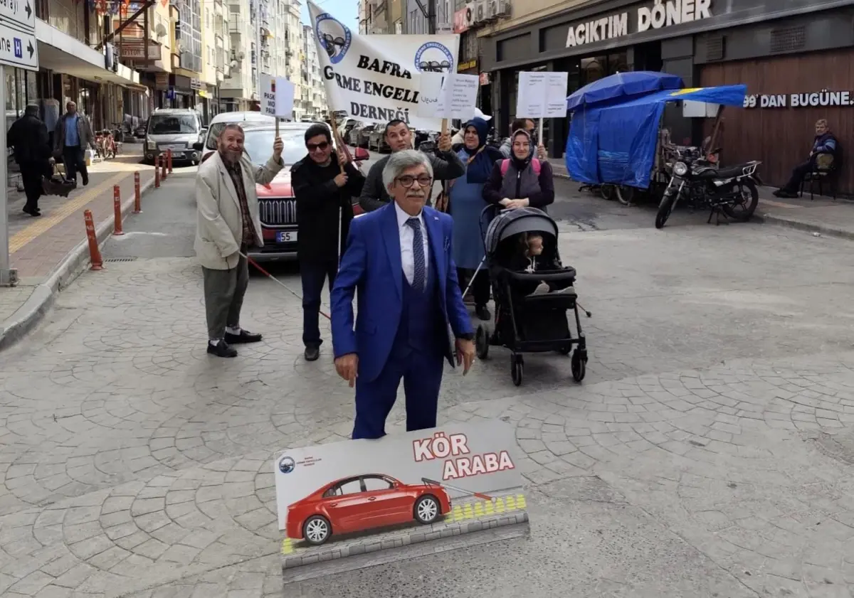 Bafra'da Görme Engellilere Farkındalık Yürüyüşü