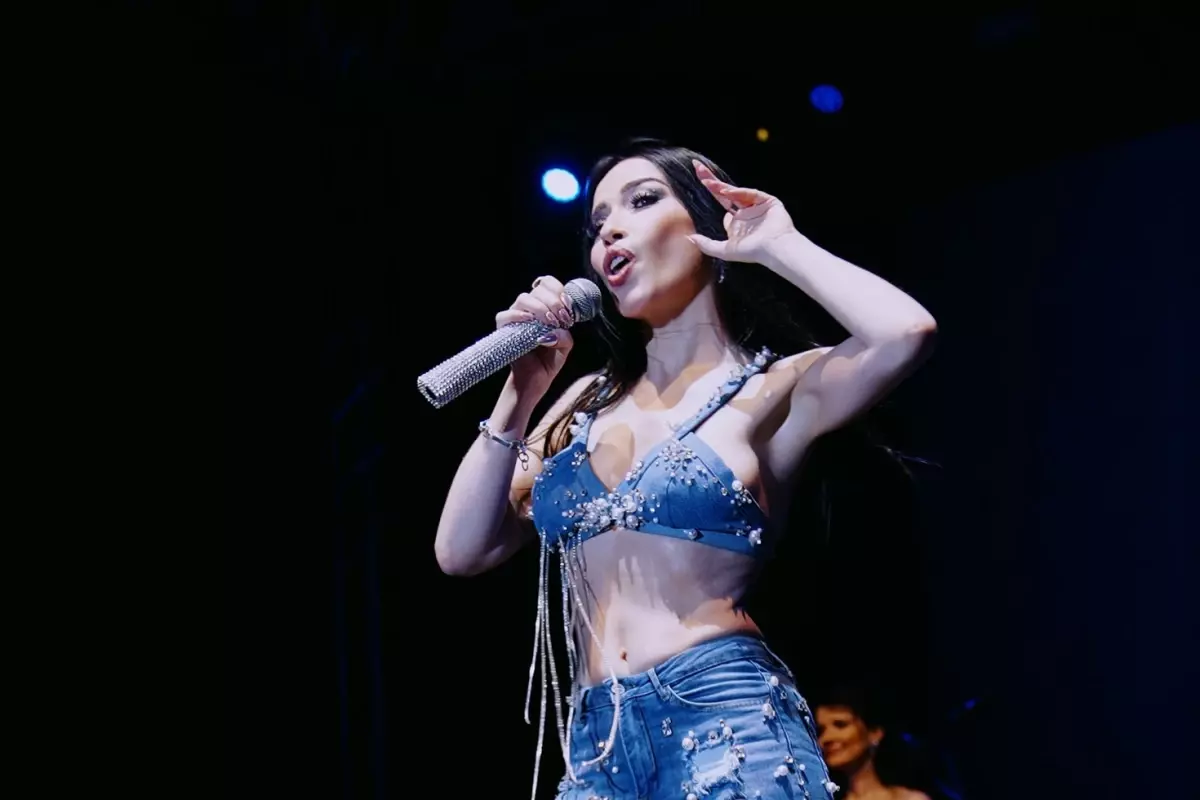 Burcu Güneş'ten müzik dünyasına sert tepki: Çok araştırdım, bulamadım