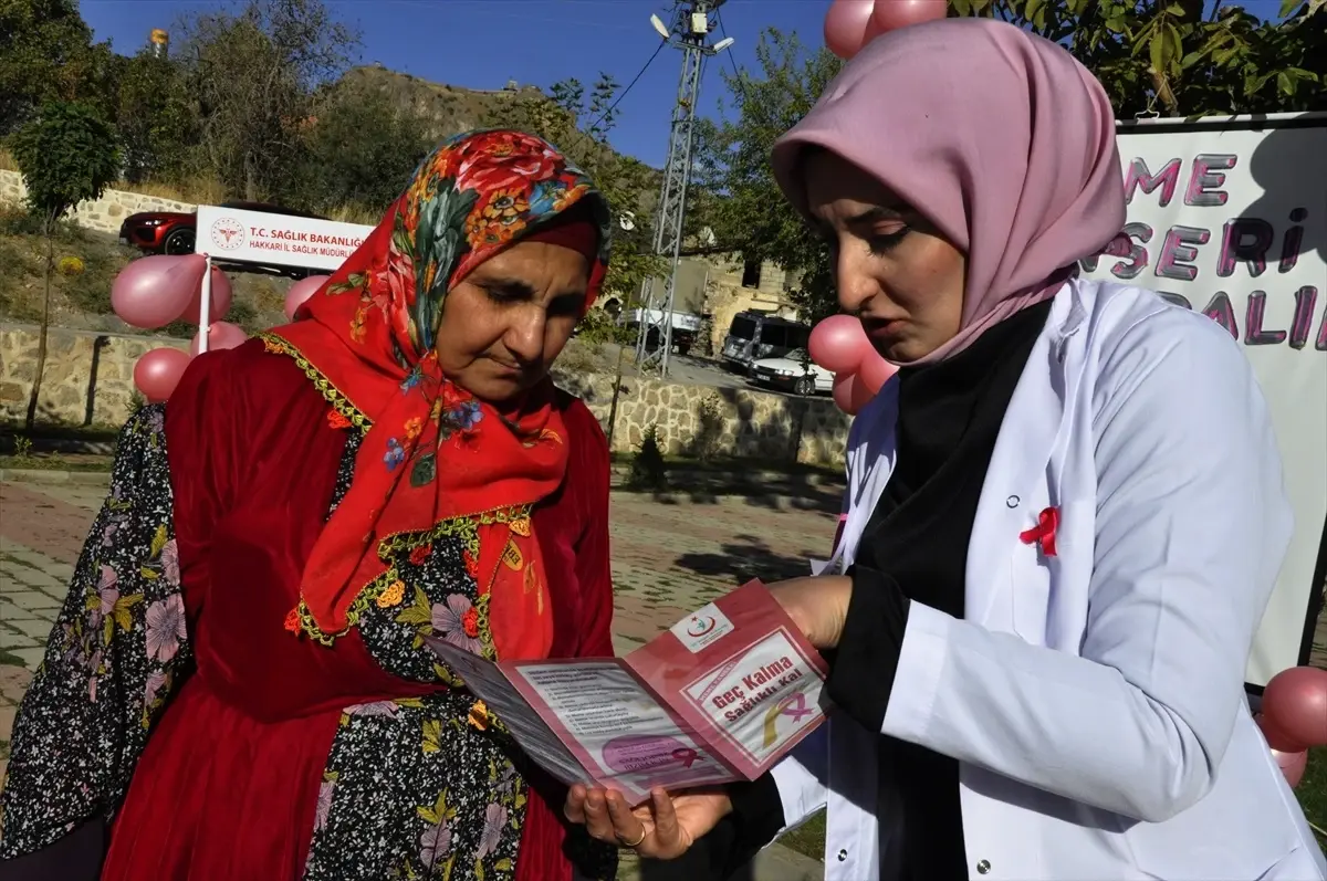 Meme Kanseri Farkındalık Etkinliği Çukurca'da Düzenlendi